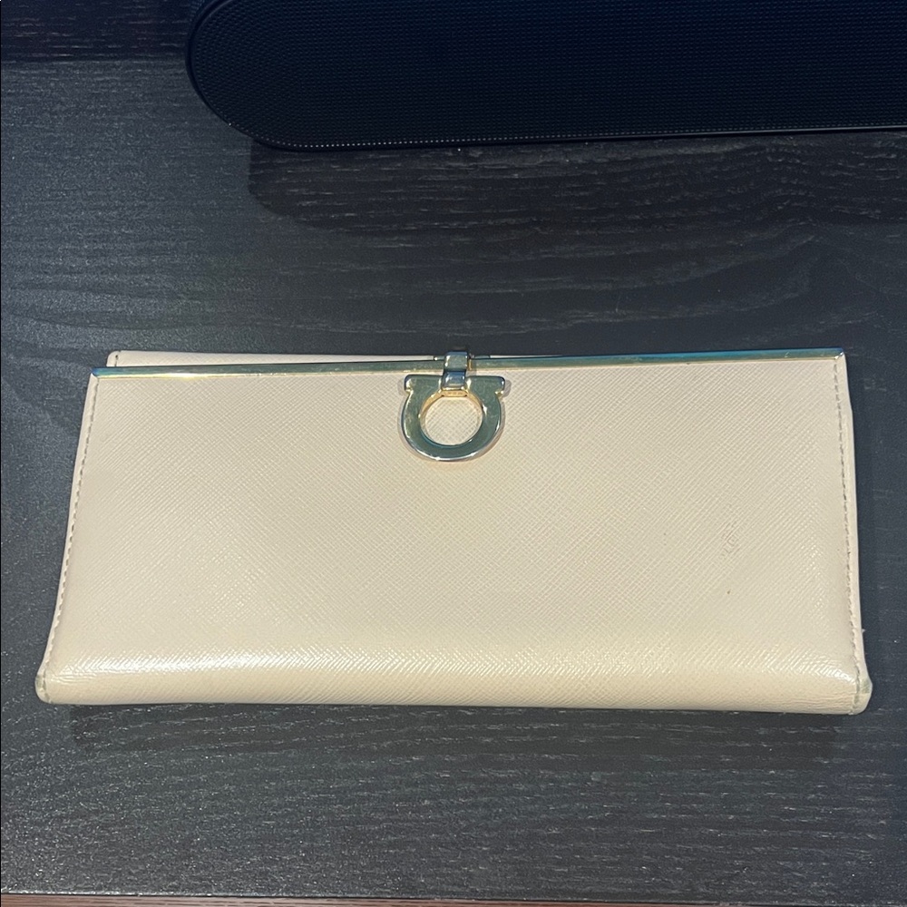 Ferragamo ballet pink women’s Wallet